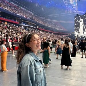 Meet your Posher, Eliza